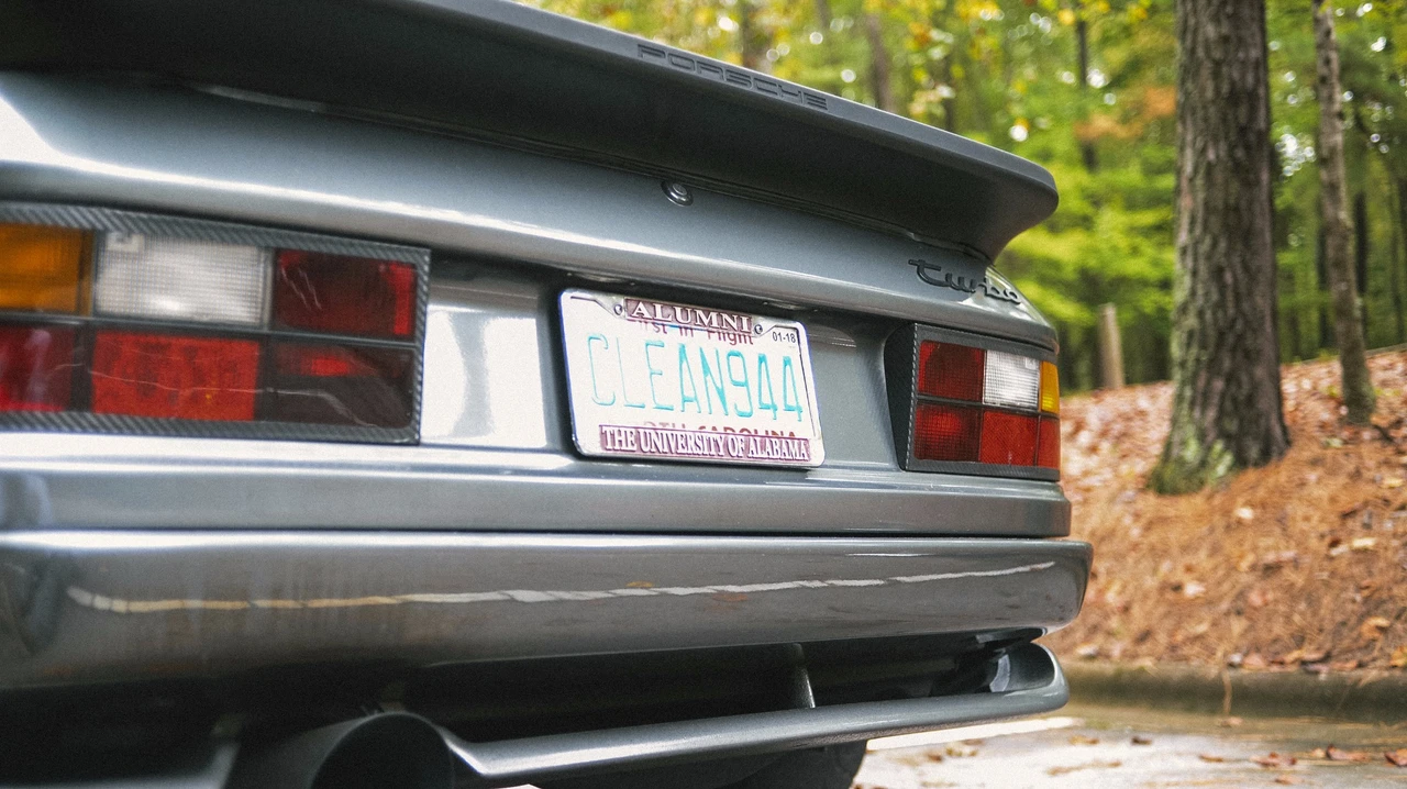 1987 Porsche 944 Turbo - Image 28 of 31