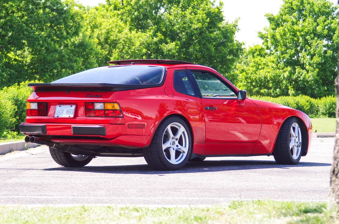 1987 Porsche 944 Turbo - Image 19 of 31