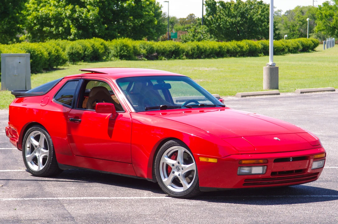 1987 Porsche 944 Turbo - Image 22 of 31