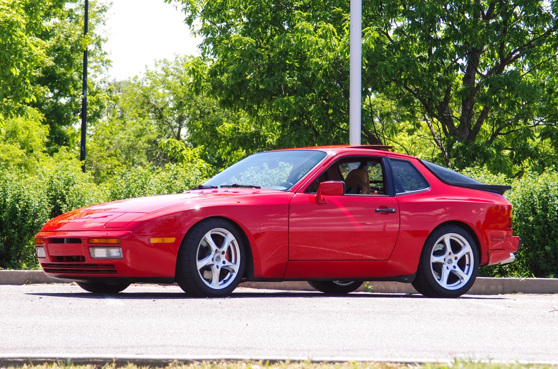 1987 Porsche 944 Turbo - Image 5 of 31