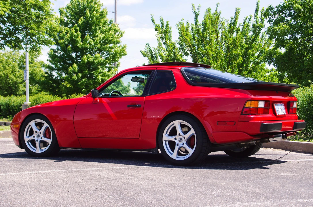 1987 Porsche 944 Turbo - Image 11 of 31