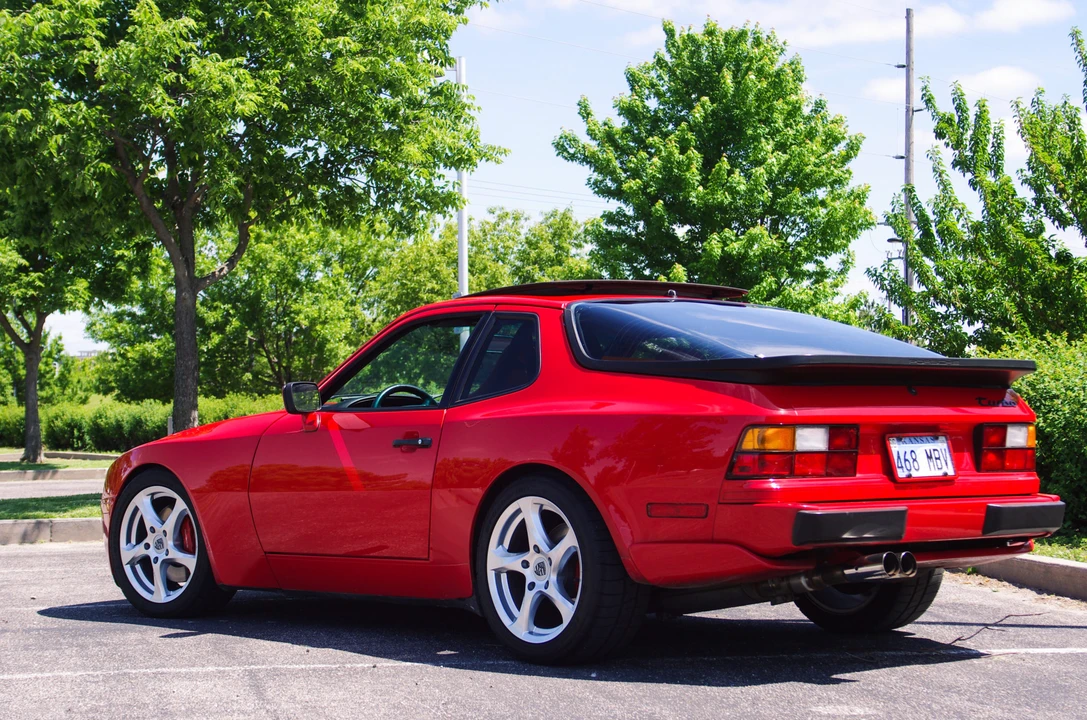 1987 Porsche 944 Turbo - Image 12 of 31