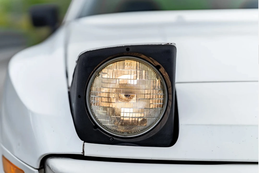1987 Porsche 944 S - Image 11 of 31