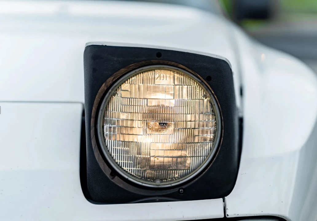 1987 Porsche 944 S - Image 12 of 31