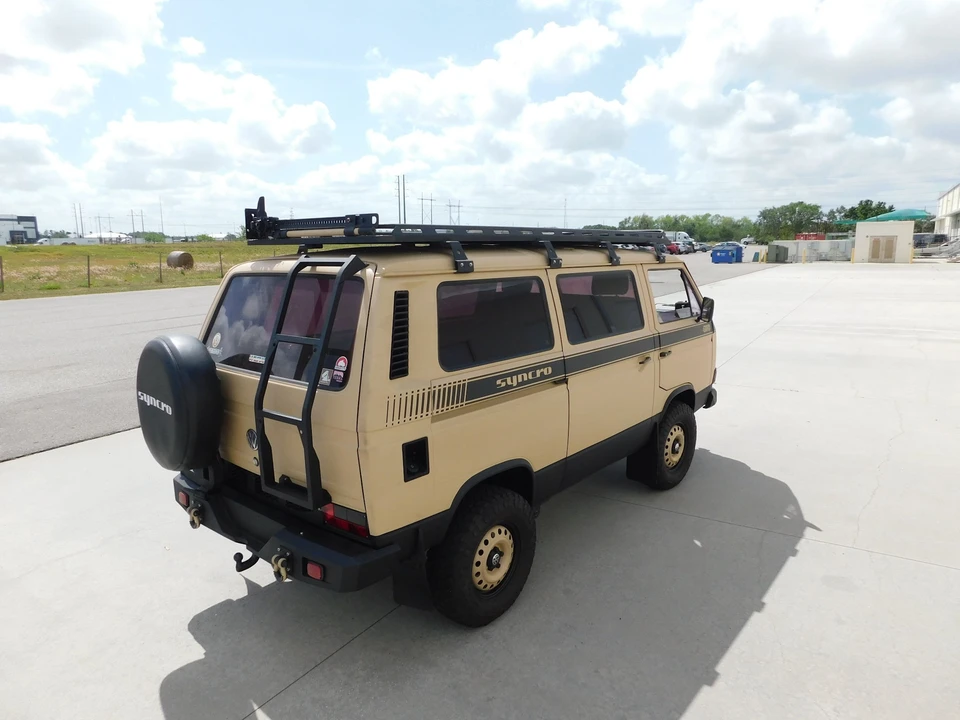 1987 Volkswagen Vanagon - Image 9 of 31