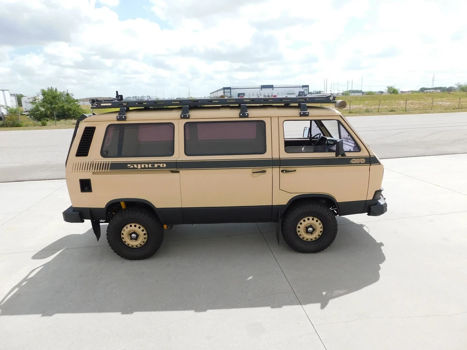 1987 Volkswagen Vanagon - Image 16 of 31