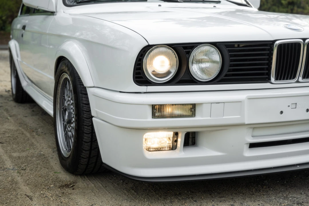 1988 BMW E30 3 Series - Image 13 of 31