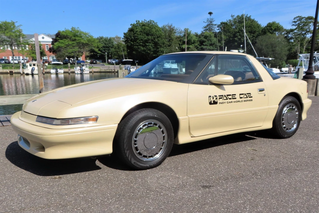1988 Buick Reatta - Image 21 of 31