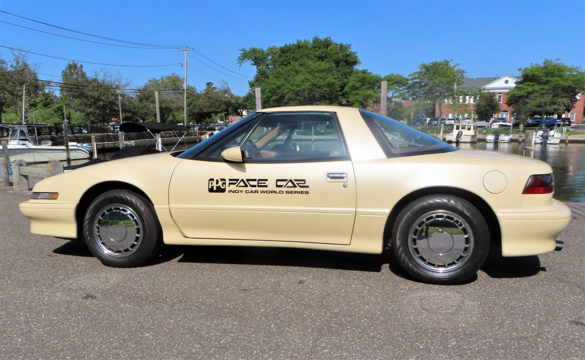 1988 Buick Reatta - Image 26 of 31
