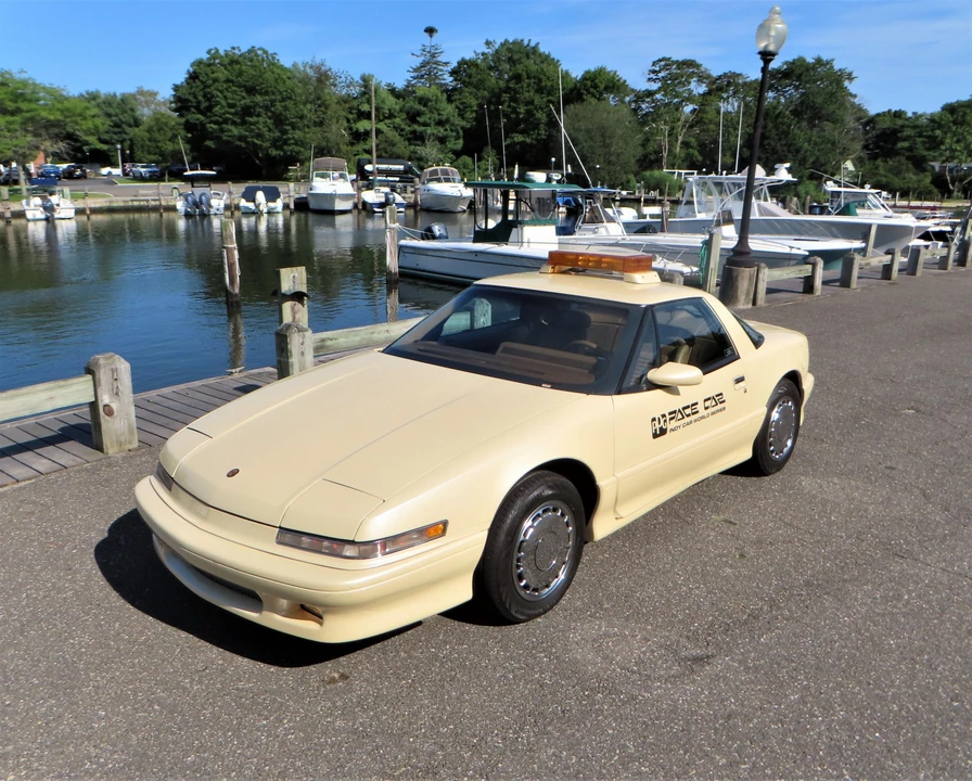 1988 Buick Reatta - Image 3 of 31