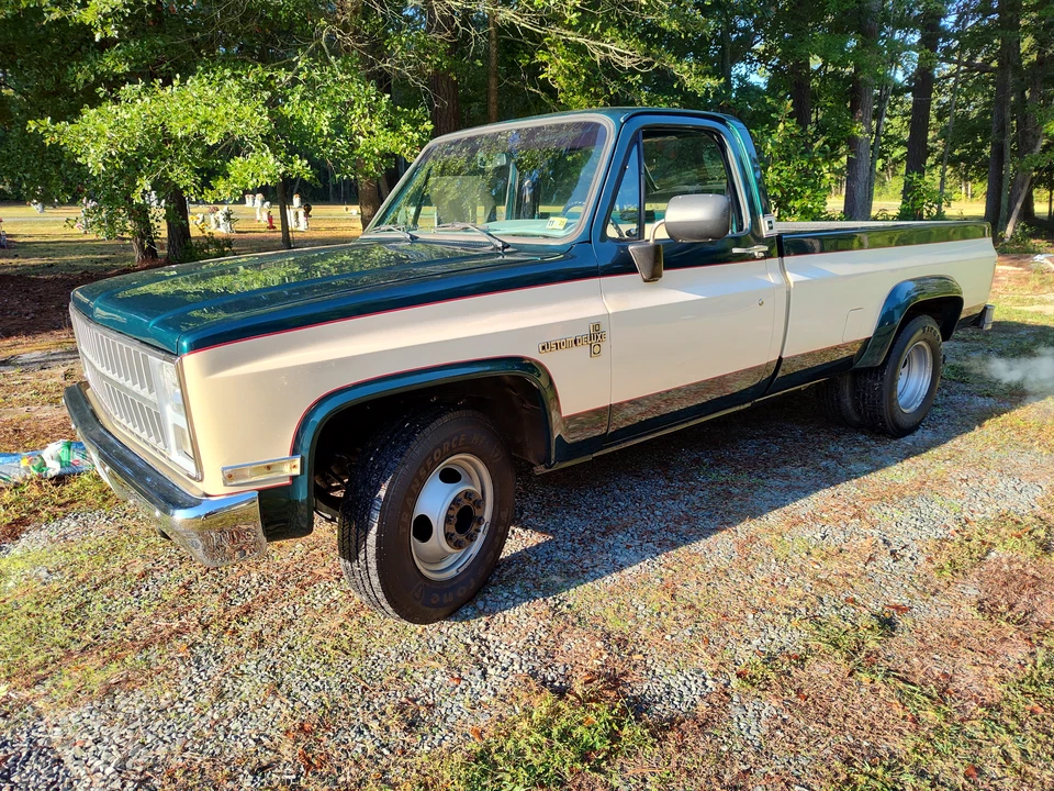 1988 Chevrolet C/K 4th Gen - Image 2 of 31