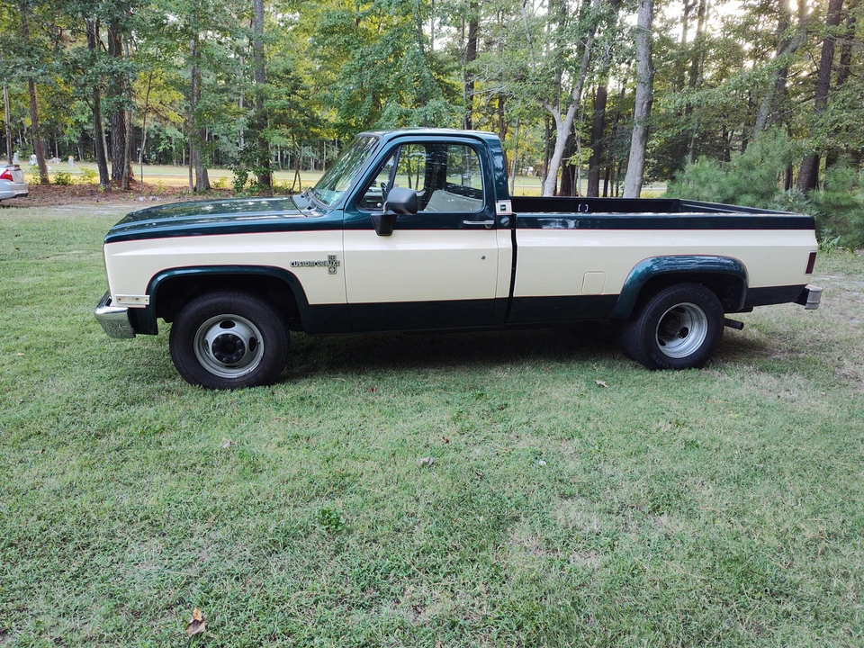 1988 Chevrolet C/K 4th Gen - Image 14 of 31