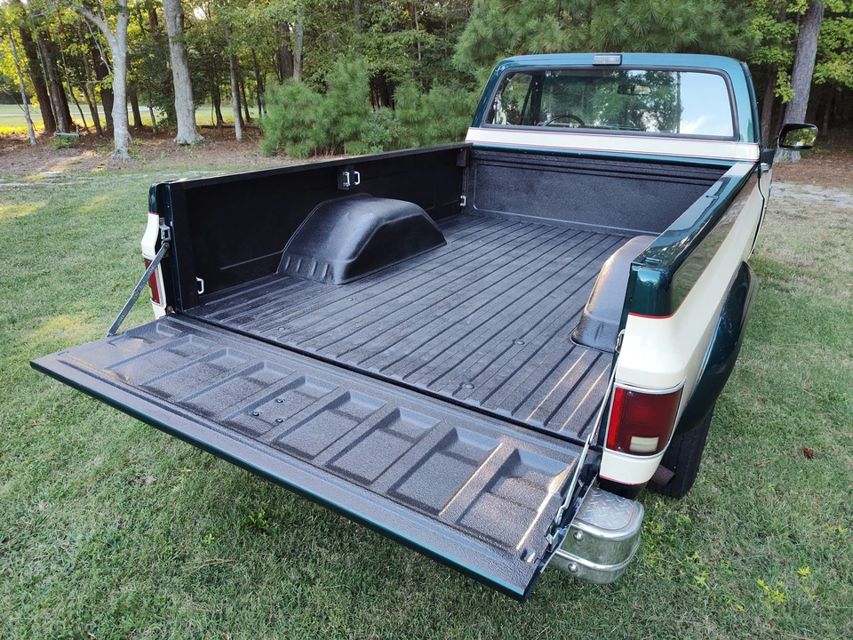 1988 Chevrolet C/K 4th Gen - Image 23 of 31