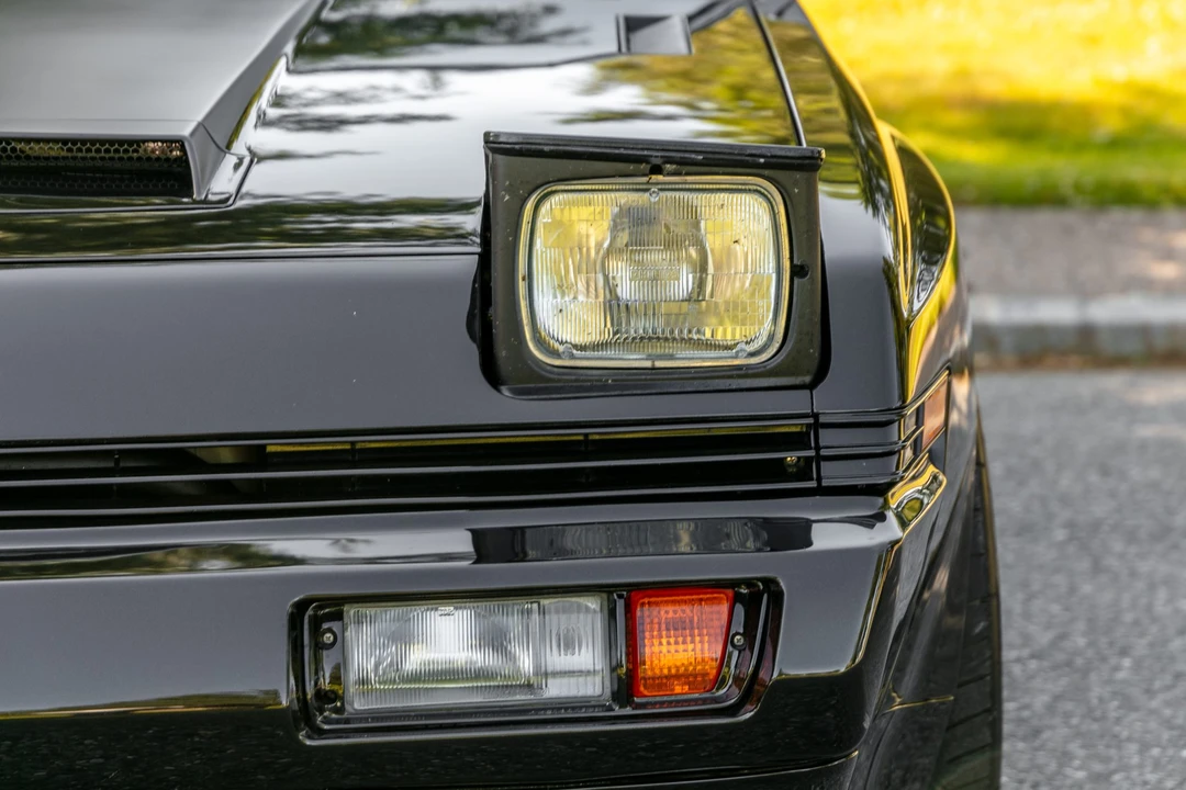 1988 Chrysler Conquest - Image 14 of 31