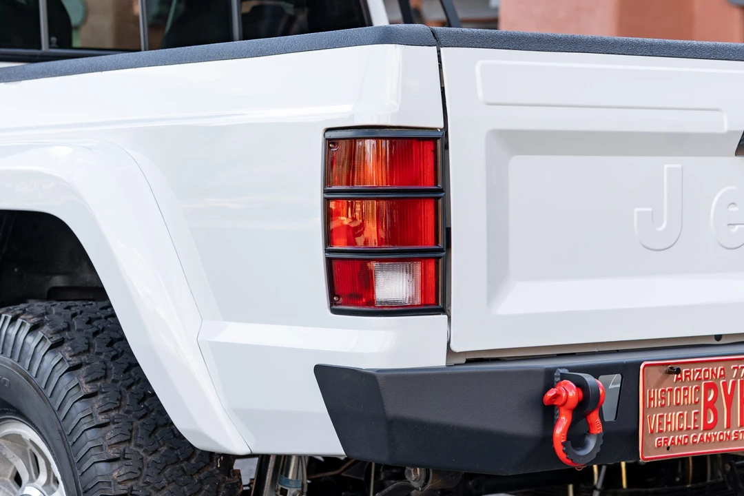 1988 Jeep Comanche - Image 25 of 31