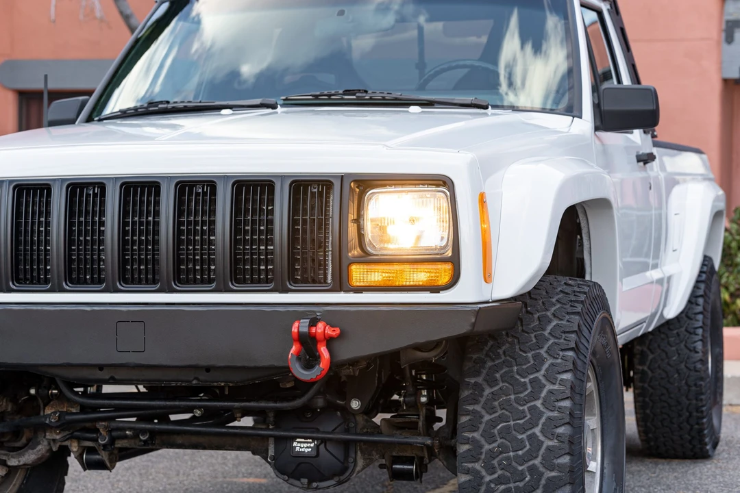 1988 Jeep Comanche - Image 19 of 31