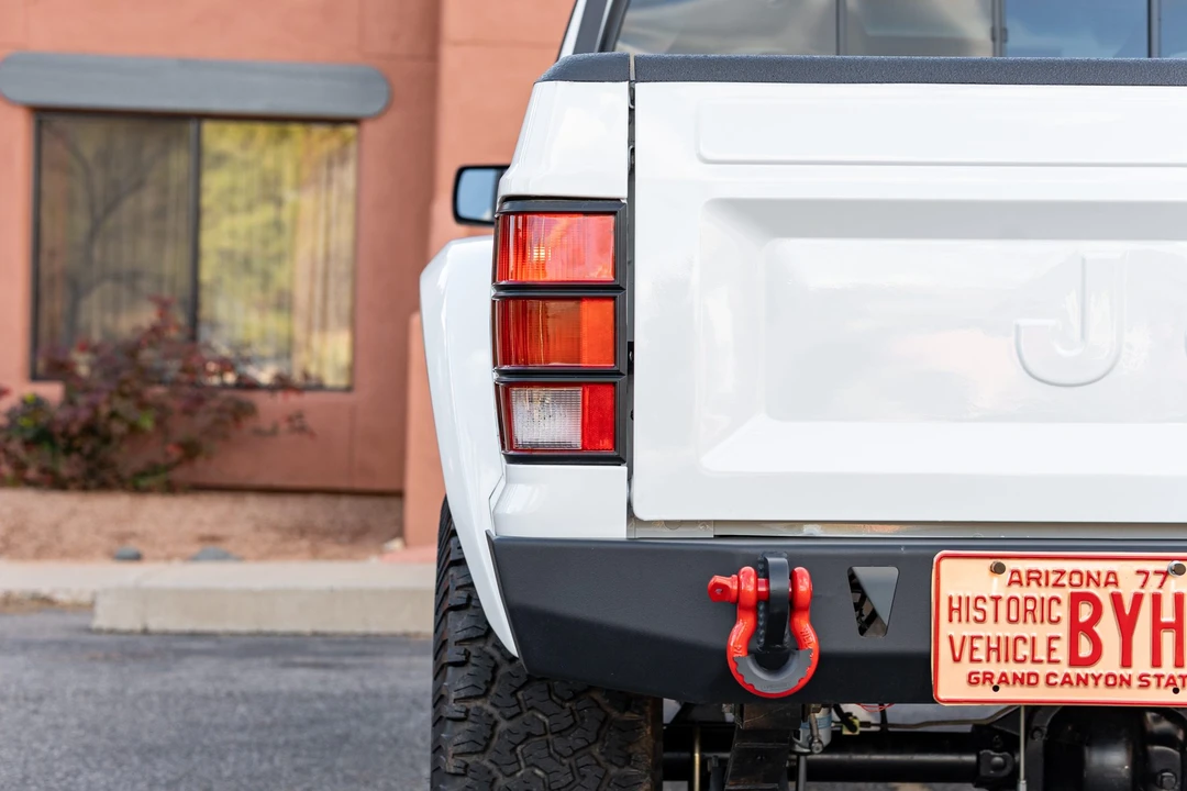 1988 Jeep Comanche - Image 28 of 31