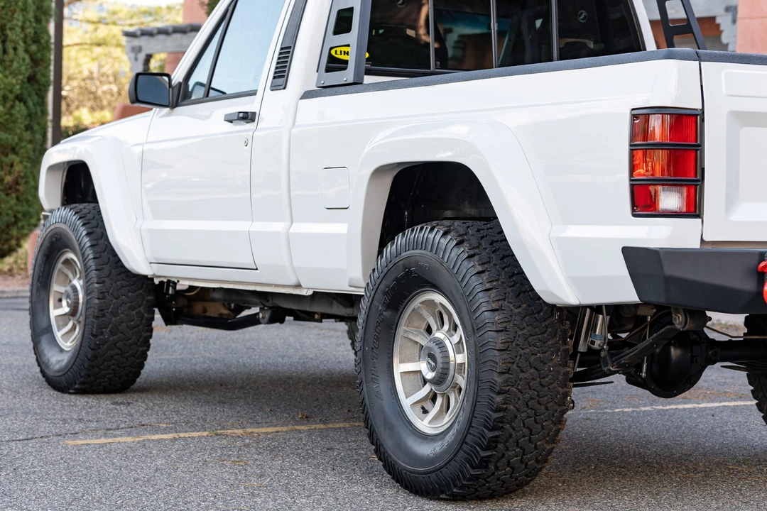 1988 Jeep Comanche - Image 24 of 31