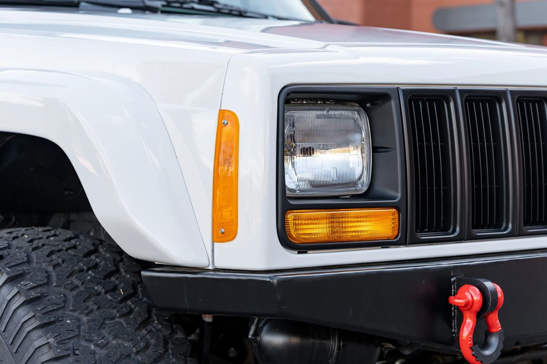 1988 Jeep Comanche - Image 15 of 31