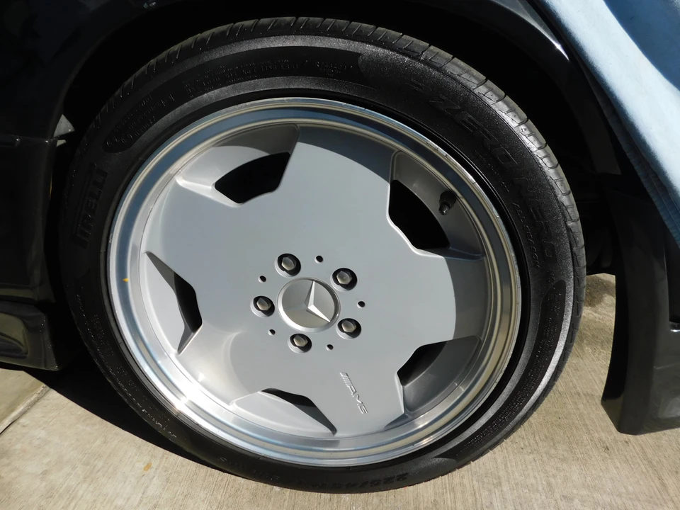 1988 Mercedes-Benz W124 E-Class - Image 28 of 31