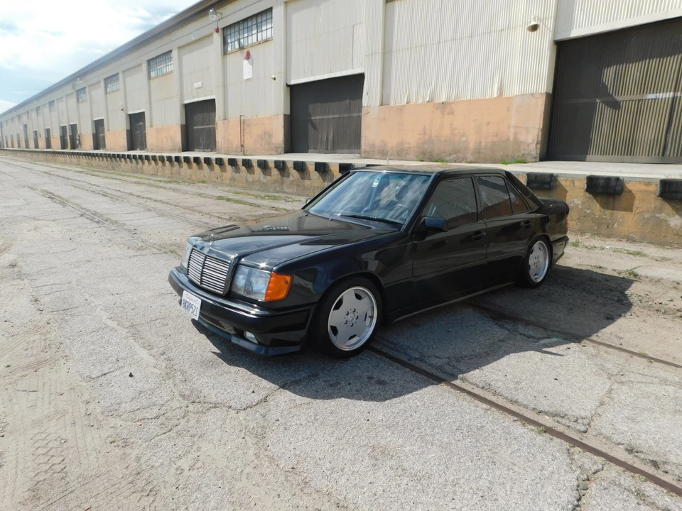 1988 Mercedes-Benz W124 E-Class - Image 9 of 31