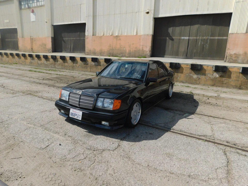 1988 Mercedes-Benz W124 E-Class - Image 8 of 31