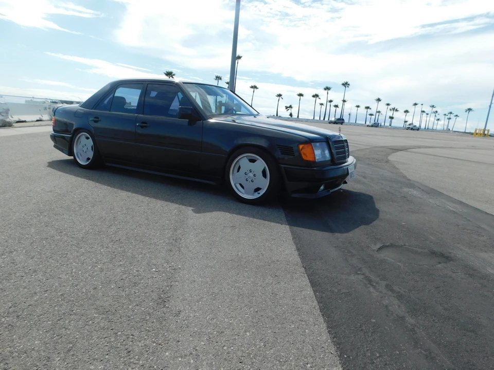 1988 Mercedes-Benz W124 E-Class - Image 10 of 31