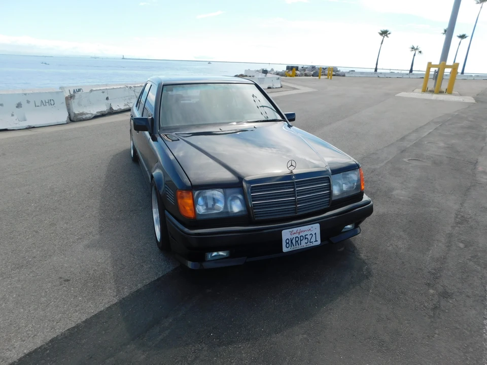 1988 Mercedes-Benz W124 E-Class - Image 11 of 31