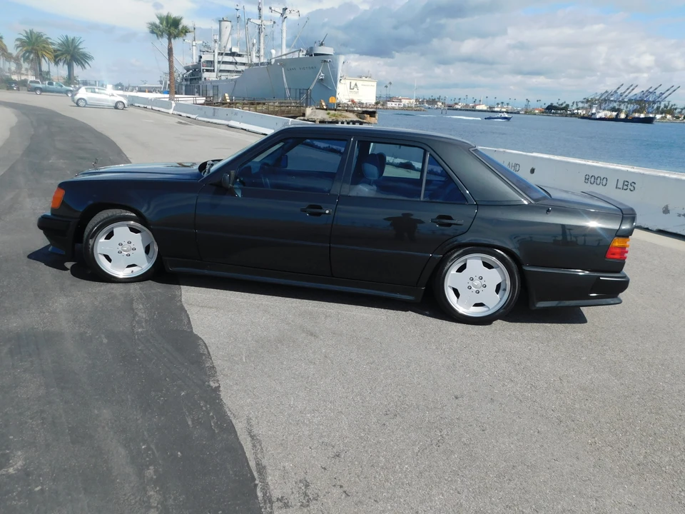 1988 Mercedes-Benz W124 E-Class - Image 16 of 31