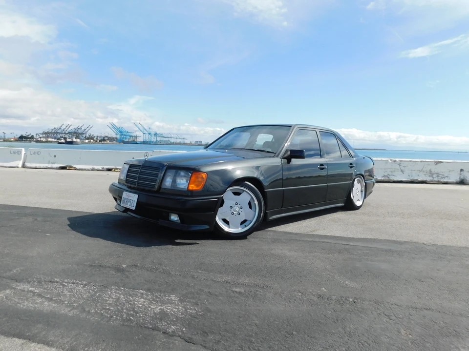1988 Mercedes-Benz W124 E-Class - Image 13 of 31