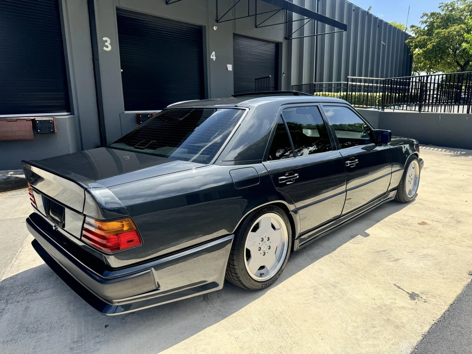 1988 Mercedes-Benz W124 E-Class - Image 20 of 31