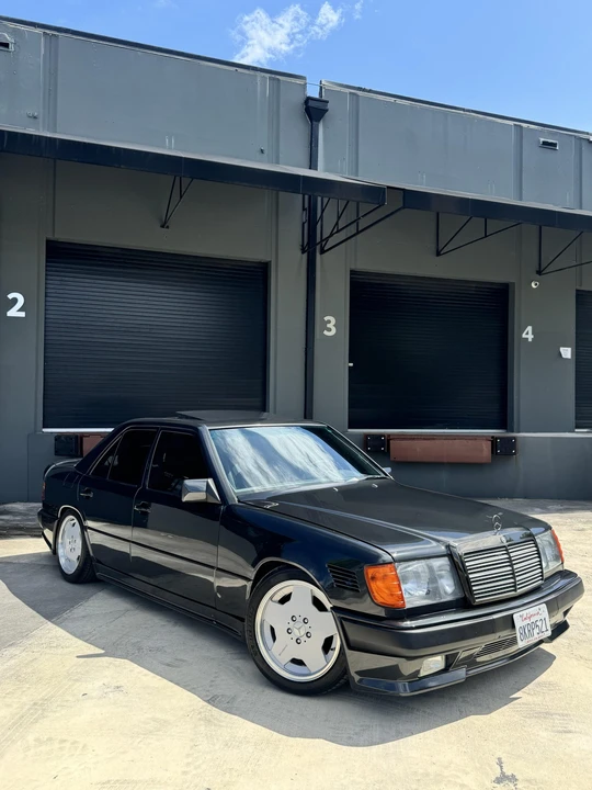1988 Mercedes-Benz W124 E-Class - Image 24 of 31