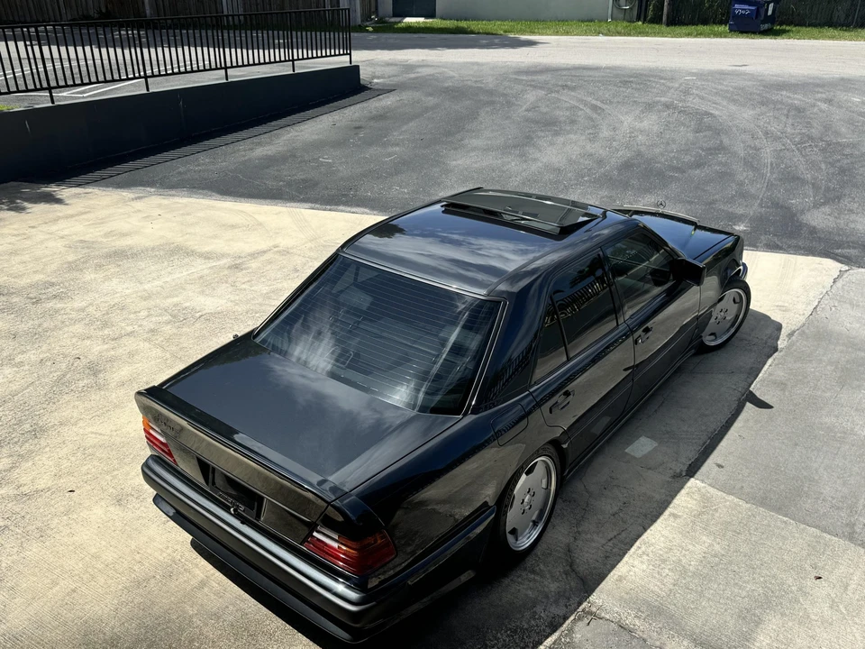 1988 Mercedes-Benz W124 E-Class - Image 30 of 31