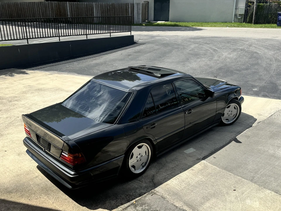 1988 Mercedes-Benz W124 E-Class - Image 31 of 31