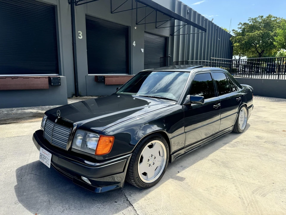 1988 Mercedes-Benz W124 E-Class - Image 28 of 31