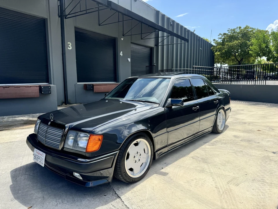1988 Mercedes-Benz W124 E-Class - Image 27 of 31
