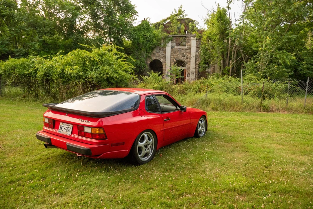 1988 Porsche 944 Turbo - Image 7 of 31