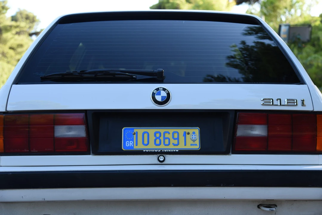 1989 BMW E30 3 Series - Image 21 of 31