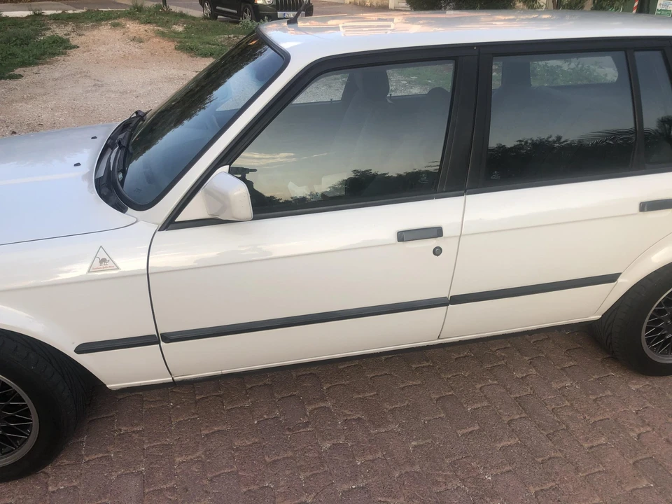 1989 BMW E30 3 Series - Image 17 of 31