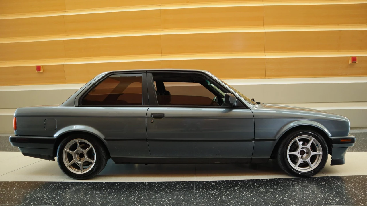 1989 BMW E30 3 Series - Image 16 of 31