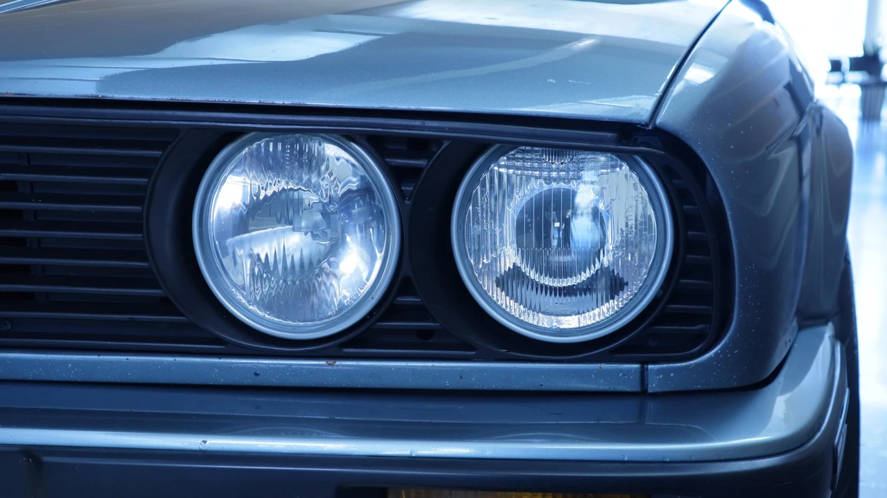 1989 BMW E30 3 Series - Image 23 of 31