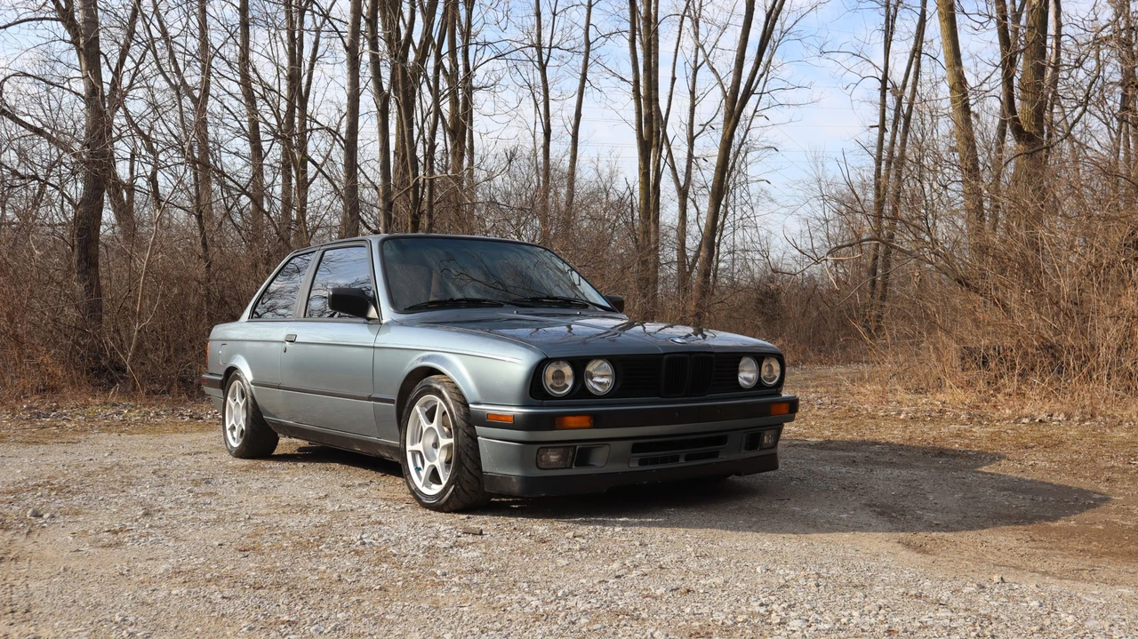 1989 BMW E30 3 Series - Image 2 of 31
