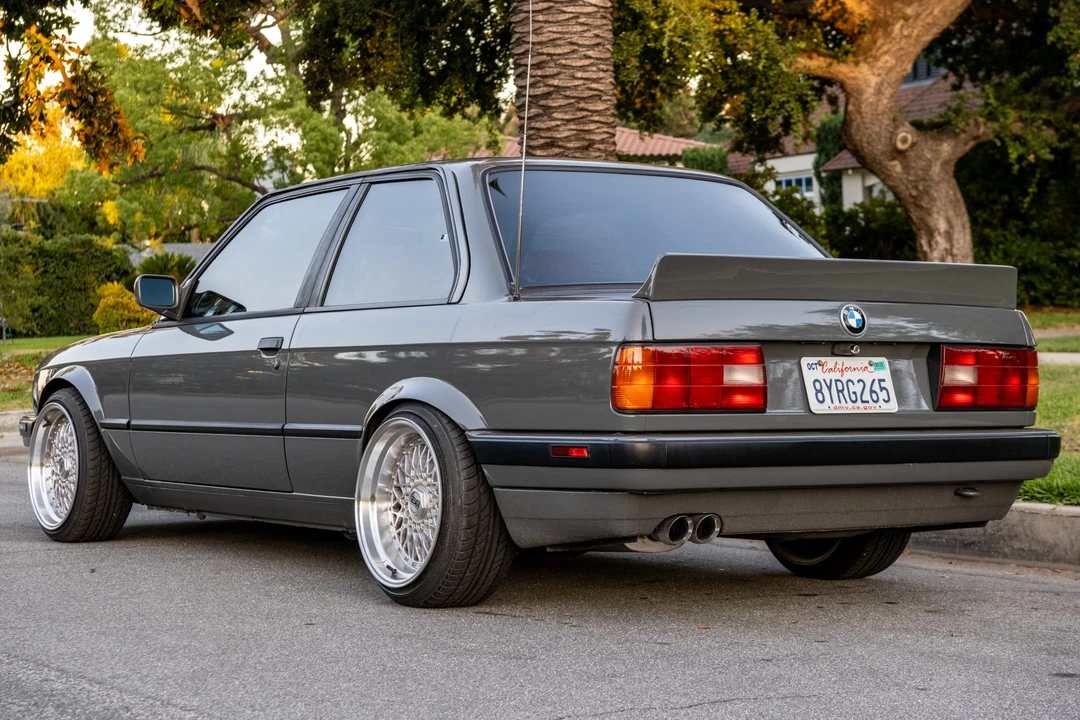 1989 BMW E30 3 Series - Image 3 of 31
