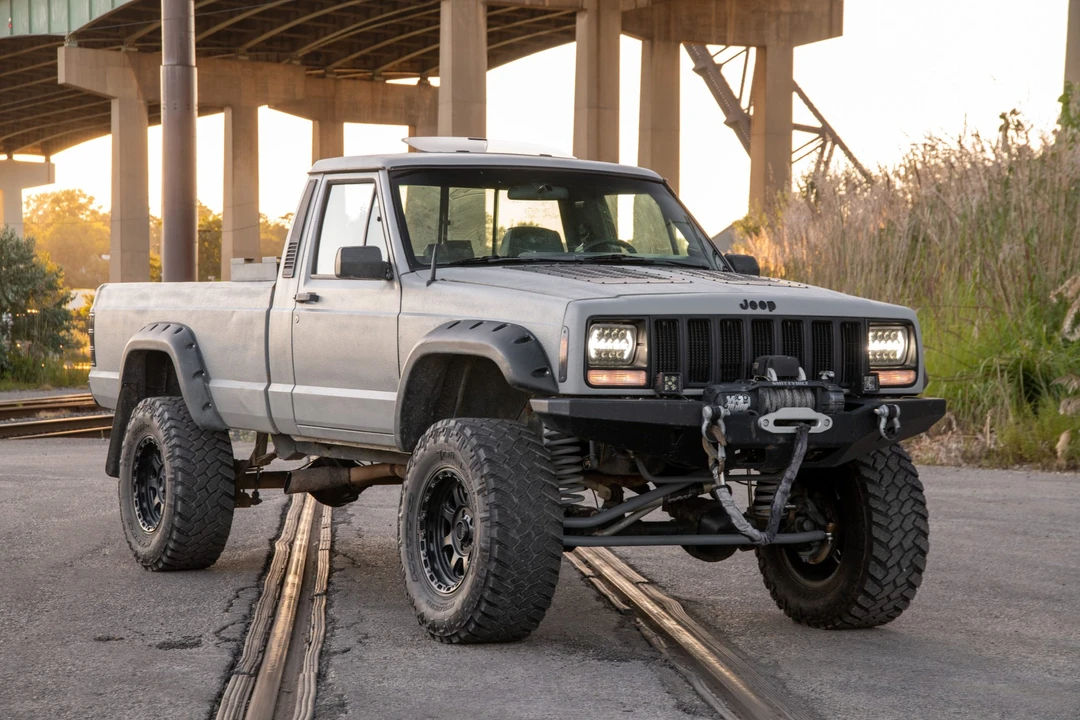 1989 Jeep Comanche - Image 13 of 31