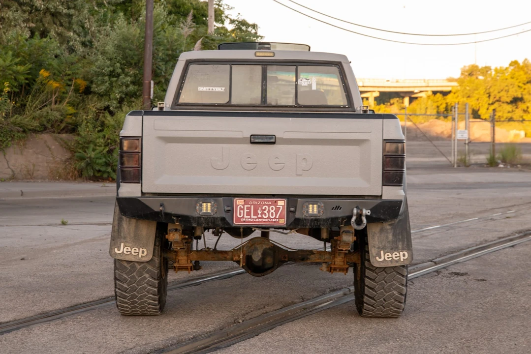 1989 Jeep Comanche - Image 8 of 31