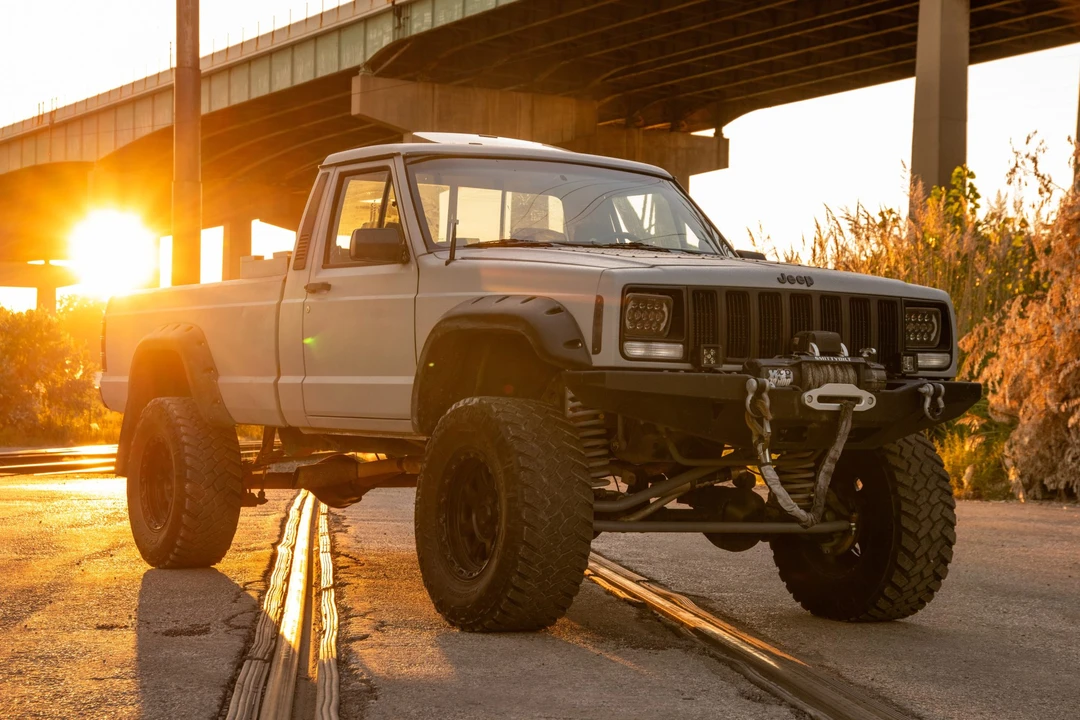 1989 Jeep Comanche - Image 18 of 31