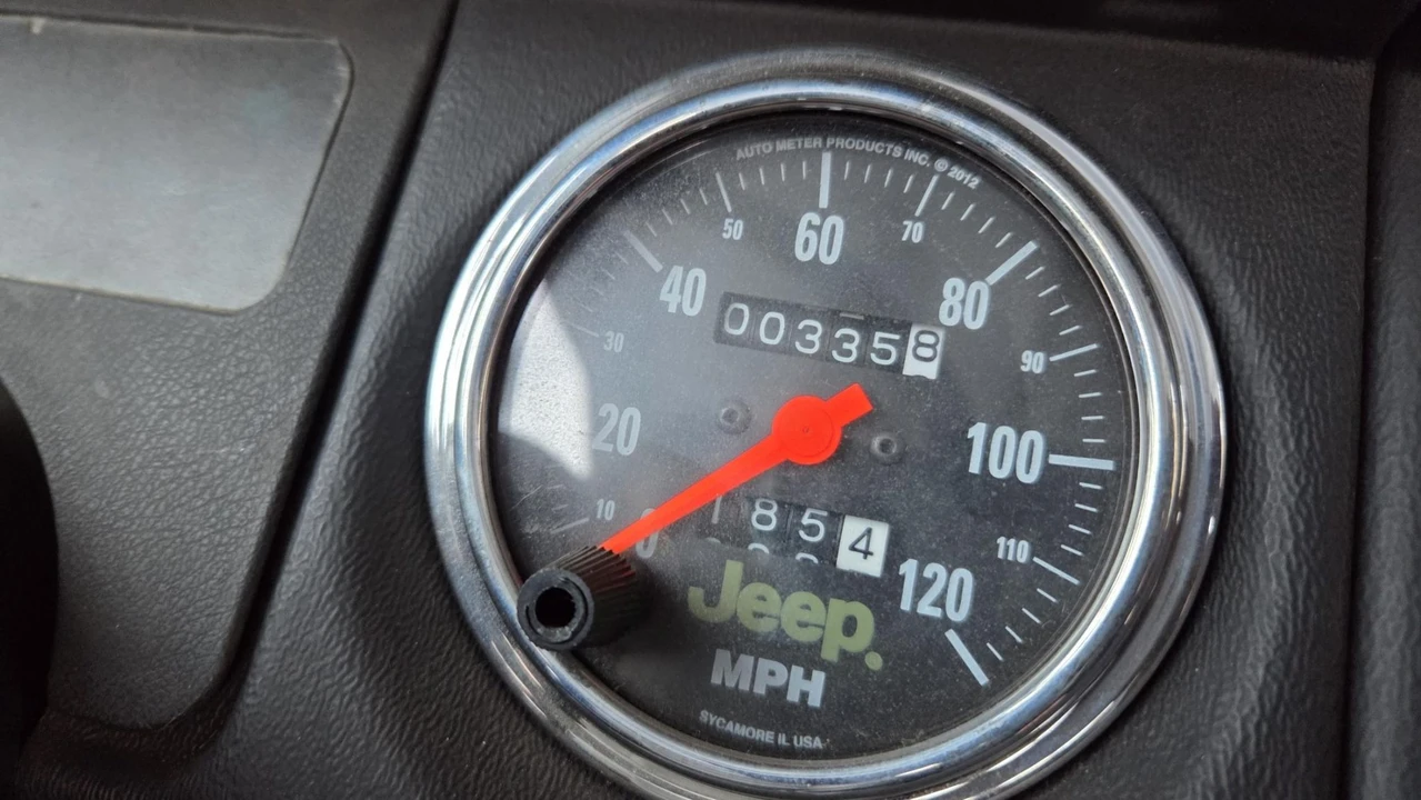 1989 Jeep YJ Wrangler - Image 25 of 31