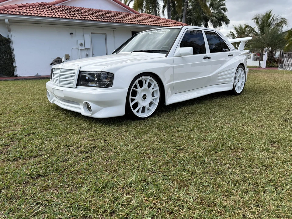 1989 Mercedes-Benz 190E - Image 4 of 31