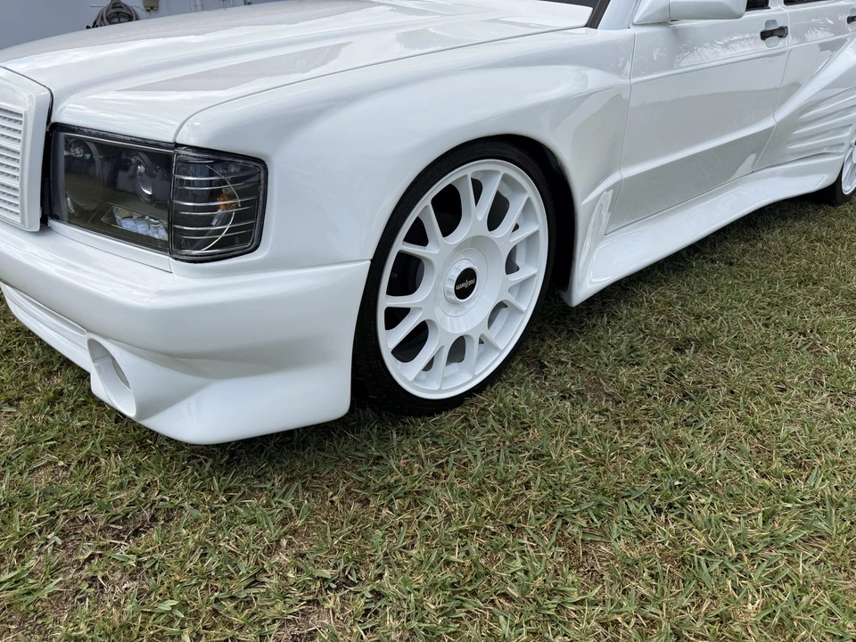 1989 Mercedes-Benz 190E - Image 23 of 31