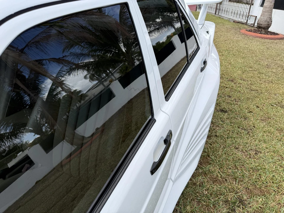1989 Mercedes-Benz 190E - Image 27 of 31